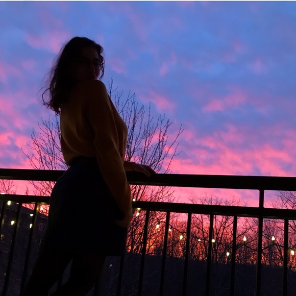 Meet your Posher, Claire - Picture 1 of 1